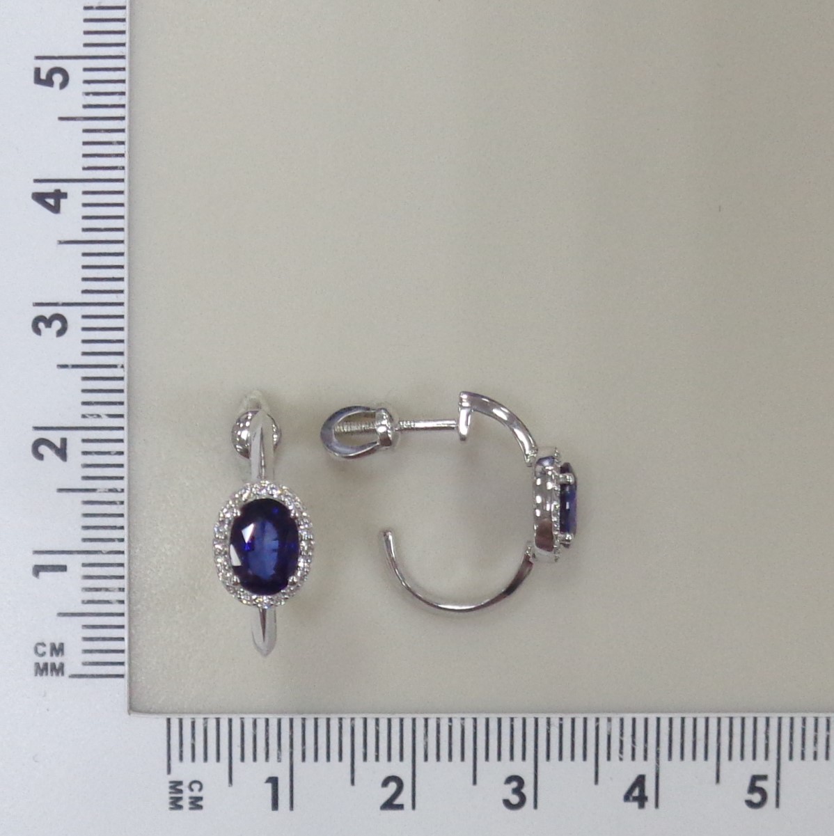 10511-001061 Серьги (Au 585)